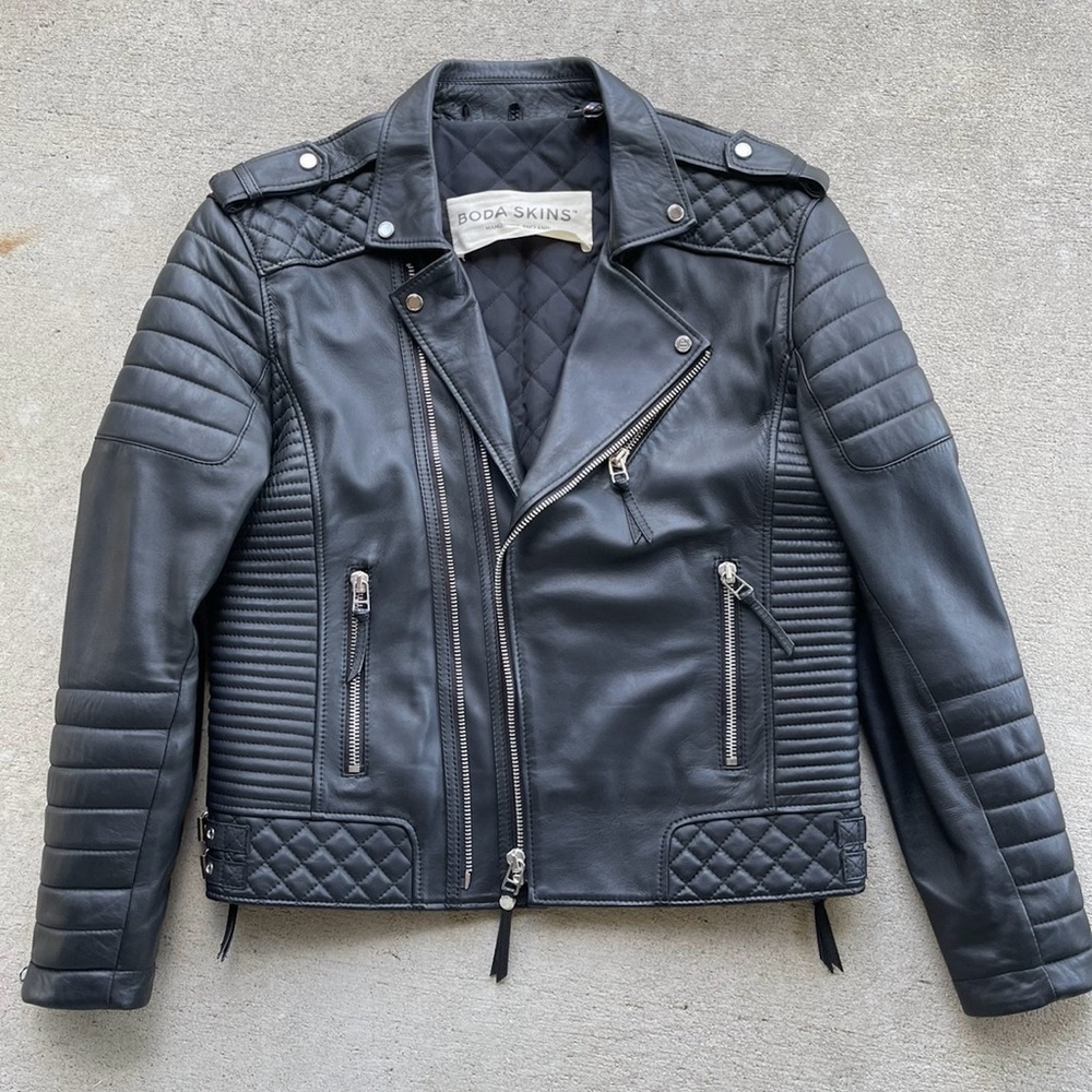 Boda Skins Kay Michaels Quilted Biker V2 Oil Black w/ Silver Hardware